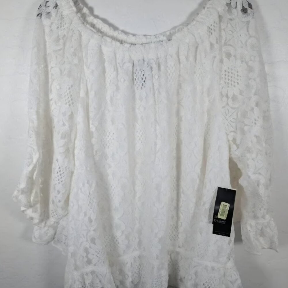 Gorgeous Ali Miles Lace Off Shoulder Blouse.  NEW!
